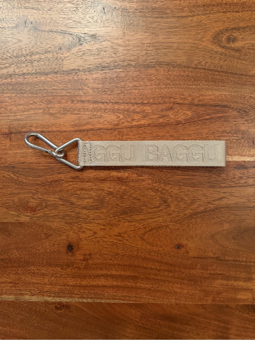 Baggu logo keychain